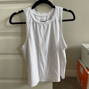 Beyond yoga white muscle tank, XS